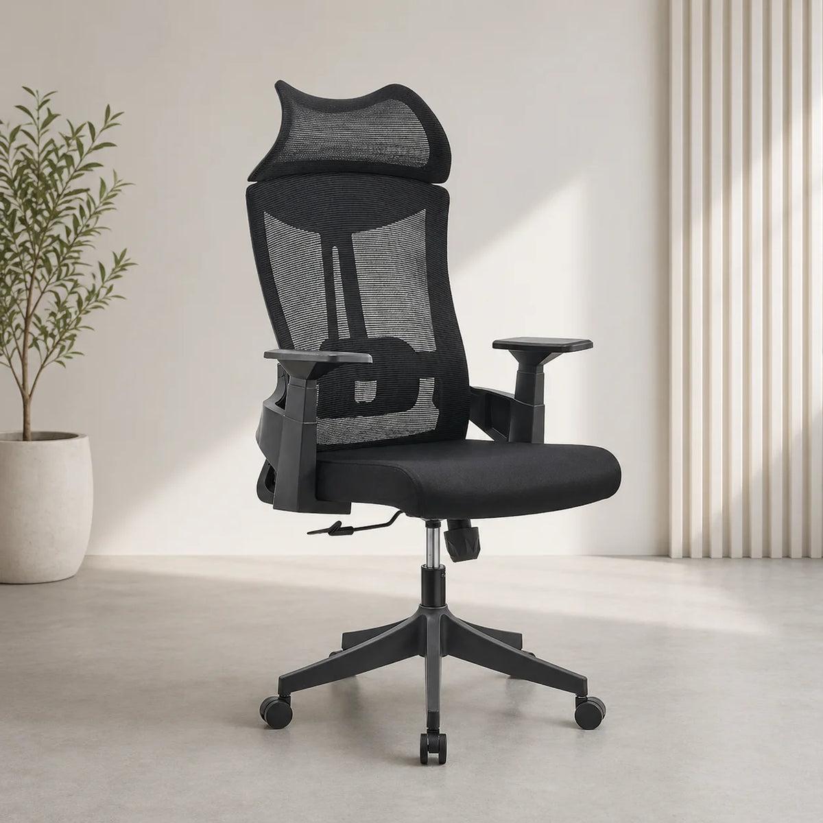Ergonomic Black Mesh Office Chair – view 3